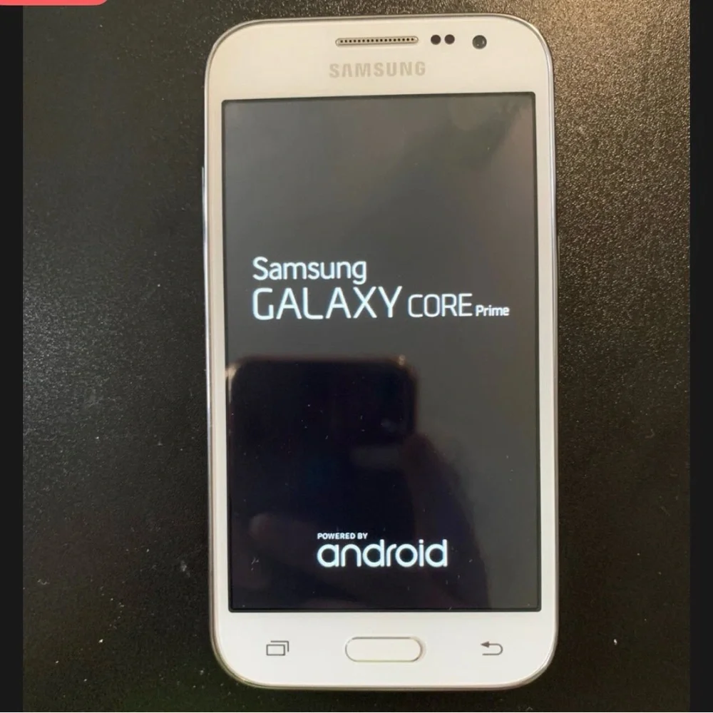 Samsung White Smartphone with Sleek Design and Rounded Corners